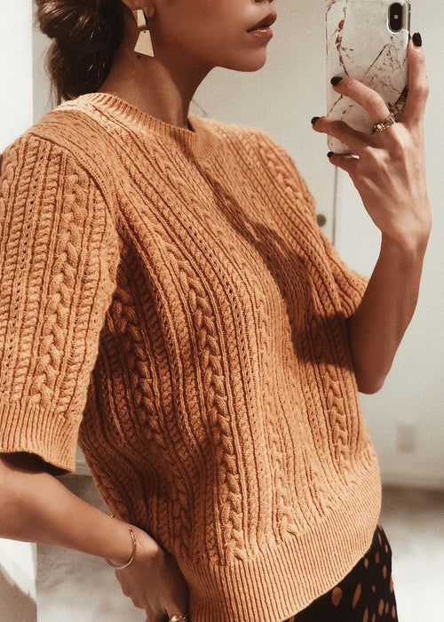 Short sleeve cable knit