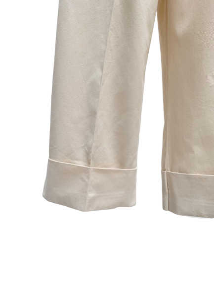 Front tuck pants