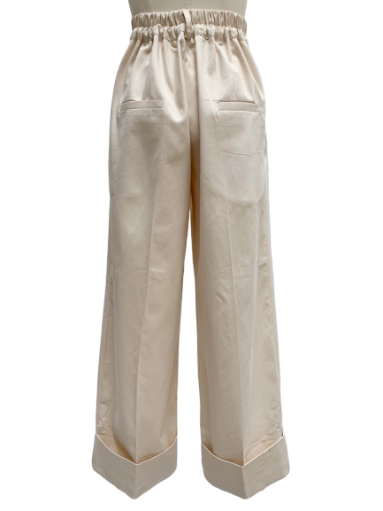 Front tuck pants