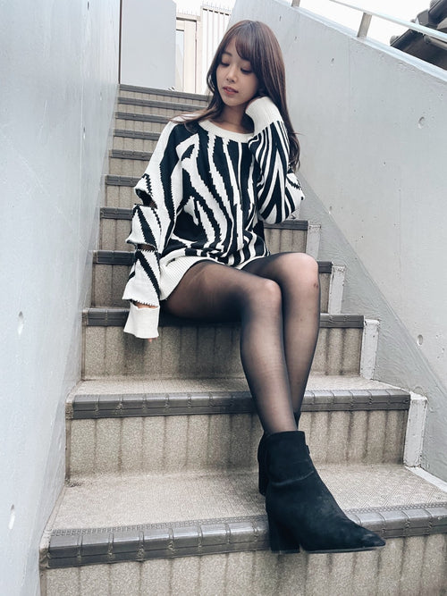 cut sleeve knit