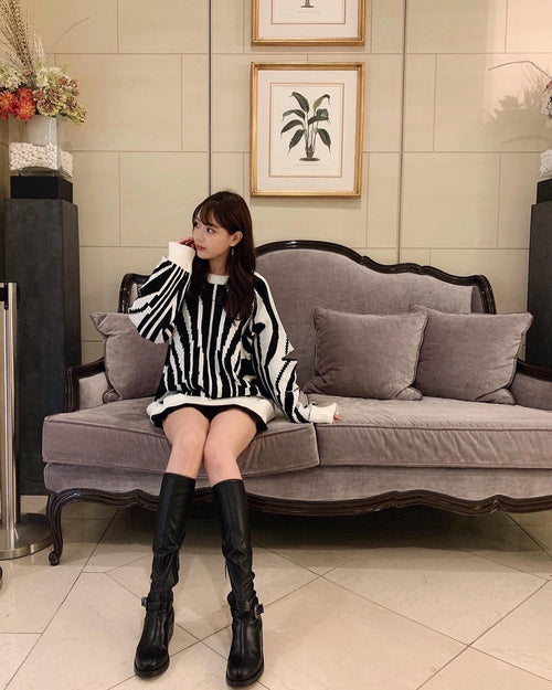 cut sleeve knit