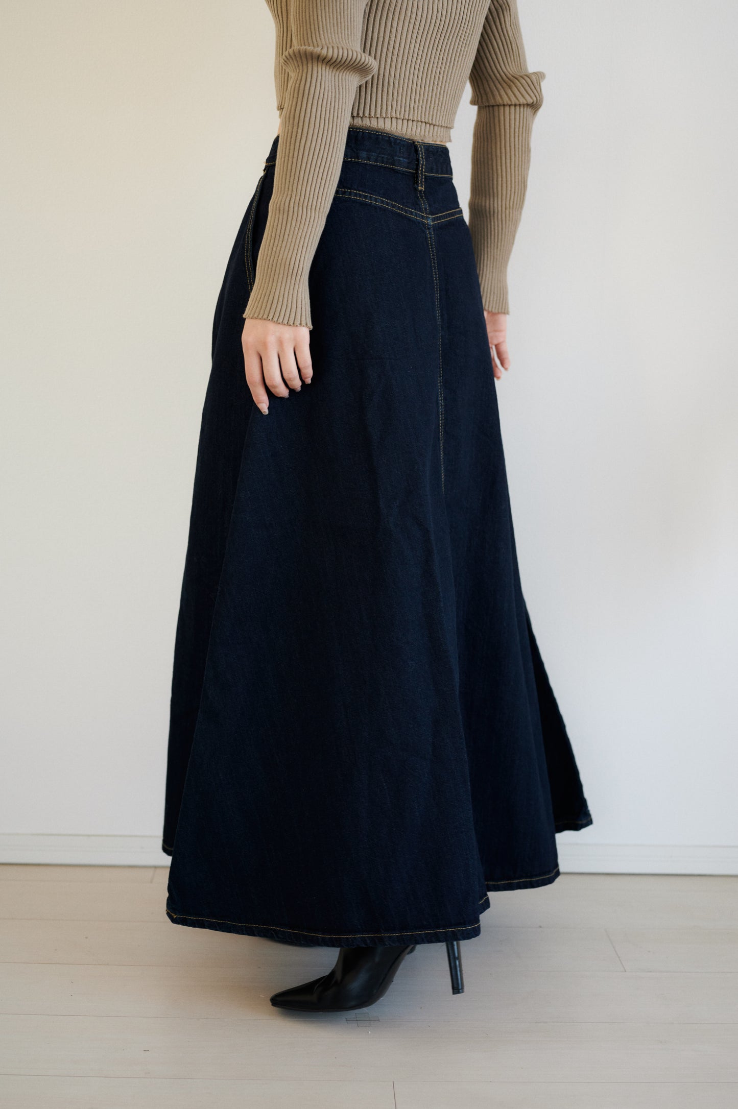 Denim long skirt