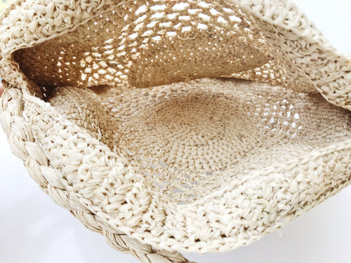 Circle basket shoulder bag