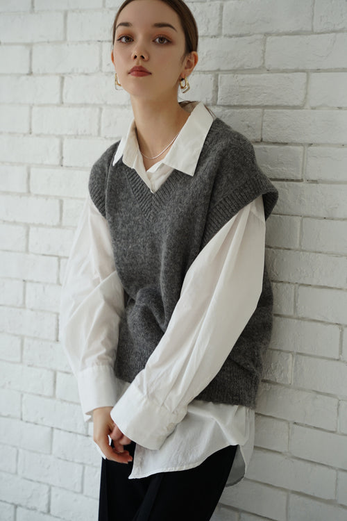 Knit vest