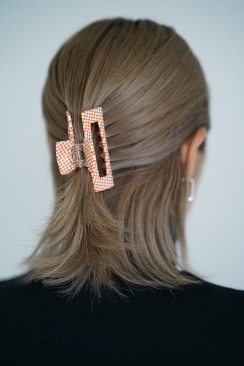 Checker hair clip