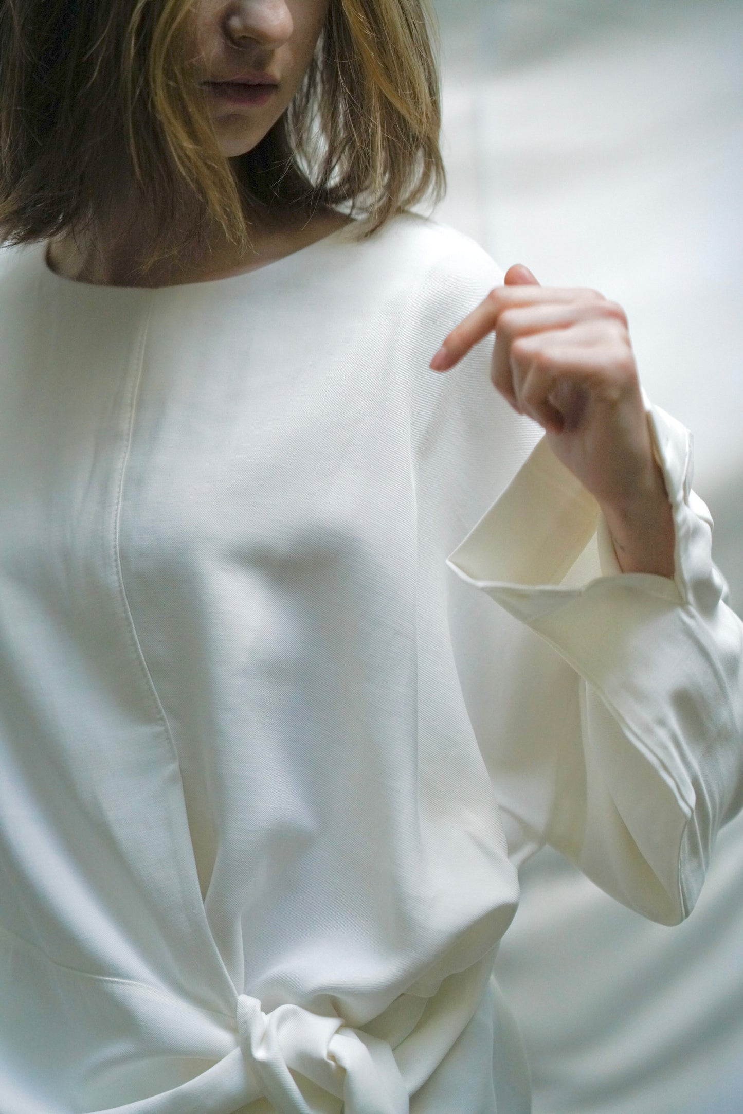 Hem design tops [WHITE/LIGHTBLUE]