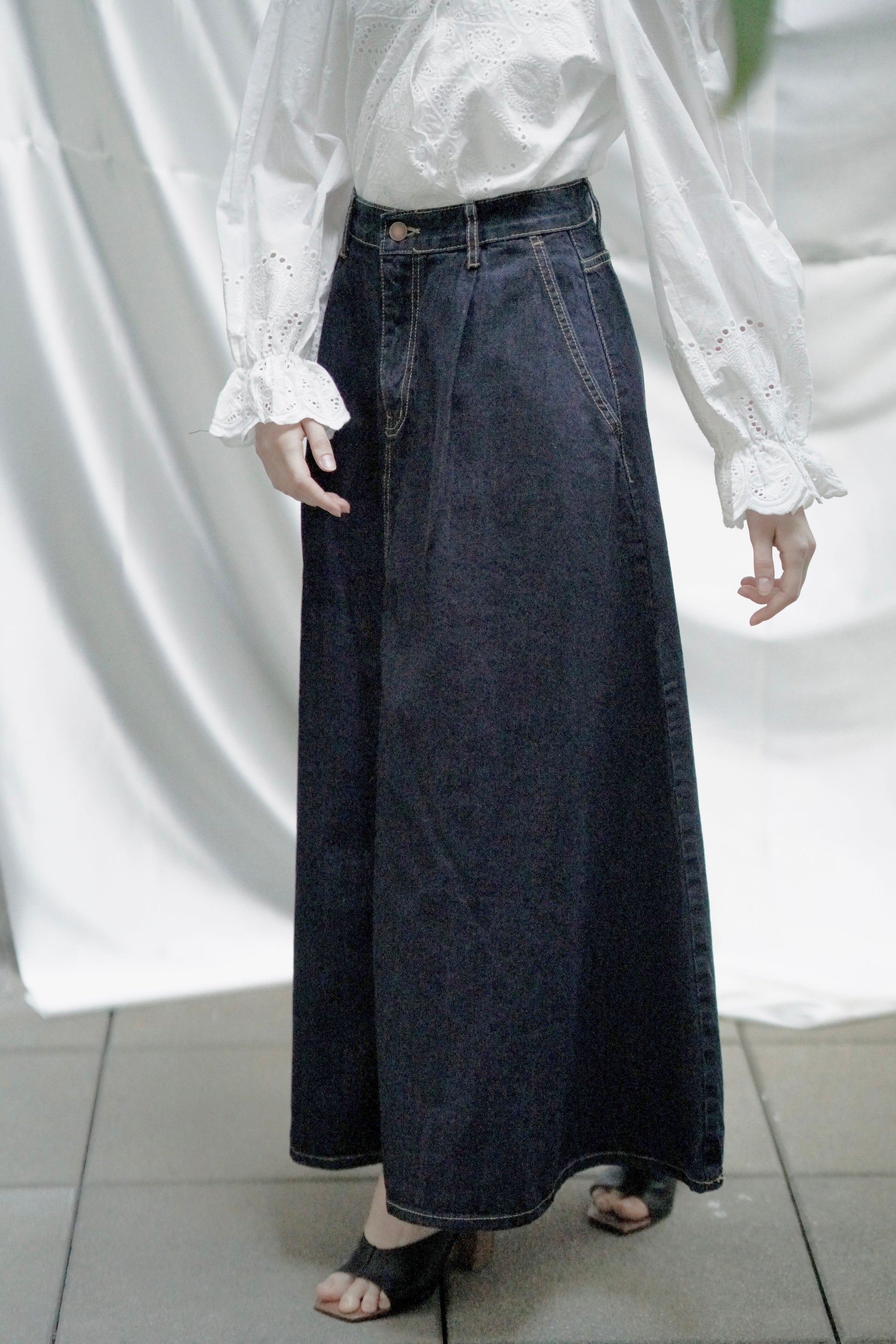 Denim long skirt – SHEER