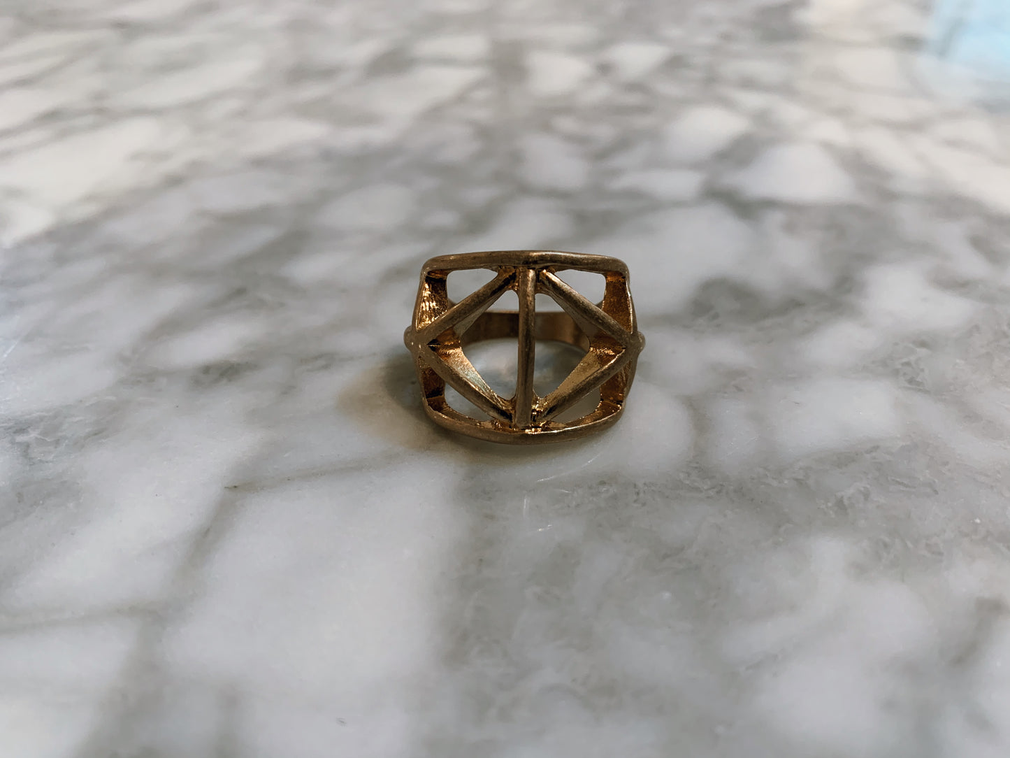 Impact design ring.