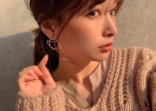 Nuance hoop pierce