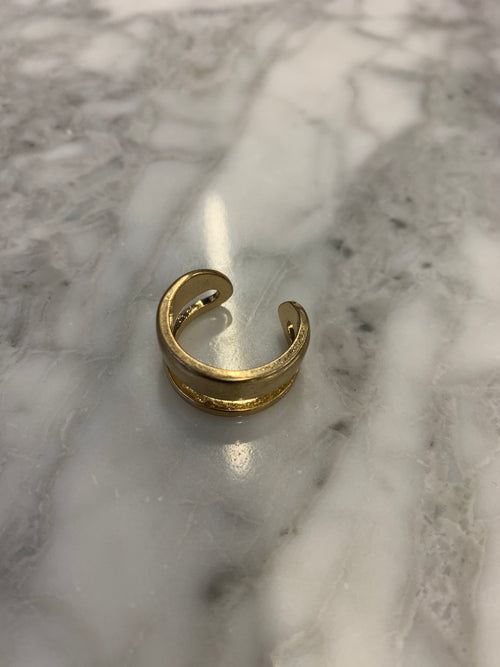 Cavity Ring
