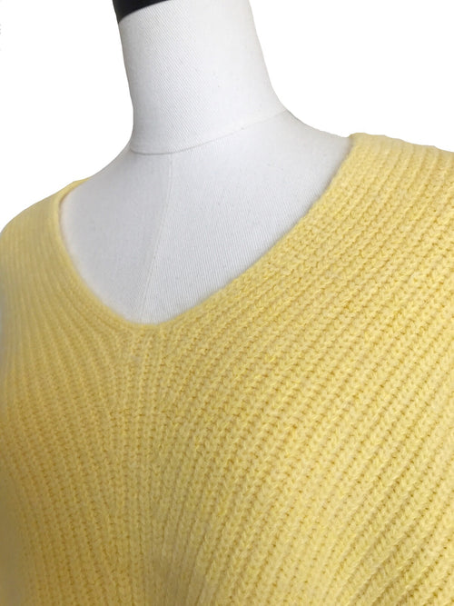V-neck knit p/o